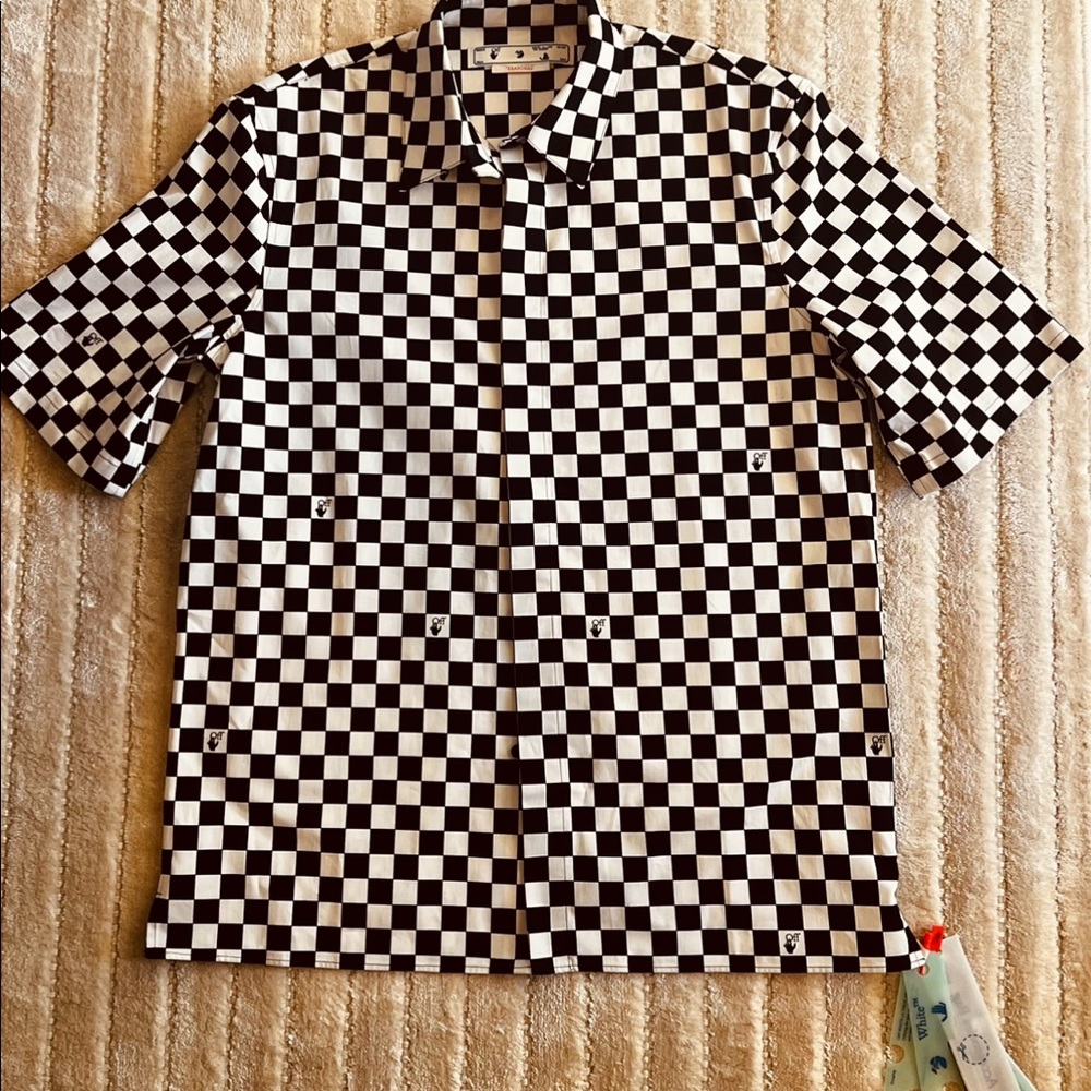 OFF-White LIMITED edition. Brand new with tags
